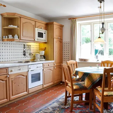 Haus Karoline Lena Utersum