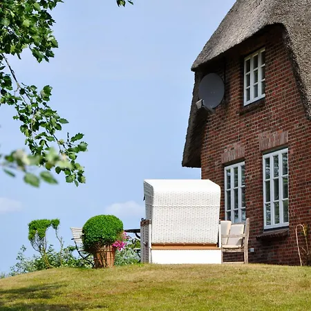 Haus Karoline Lena Utersum