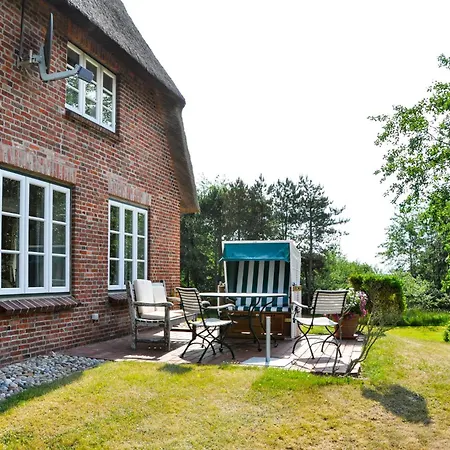 Haus Karoline Lena Utersum